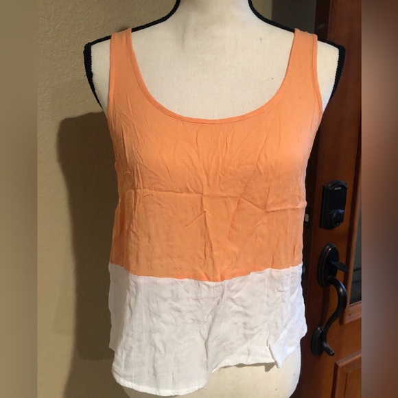 Forever 21 top size small‎ -A1 - Picture 1 of 5
